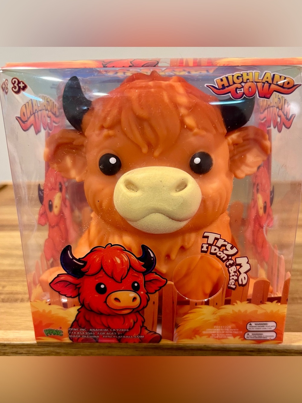 🔥🐮 The Squeezy Highland Cow - Orange\Brown Squeeze Toy